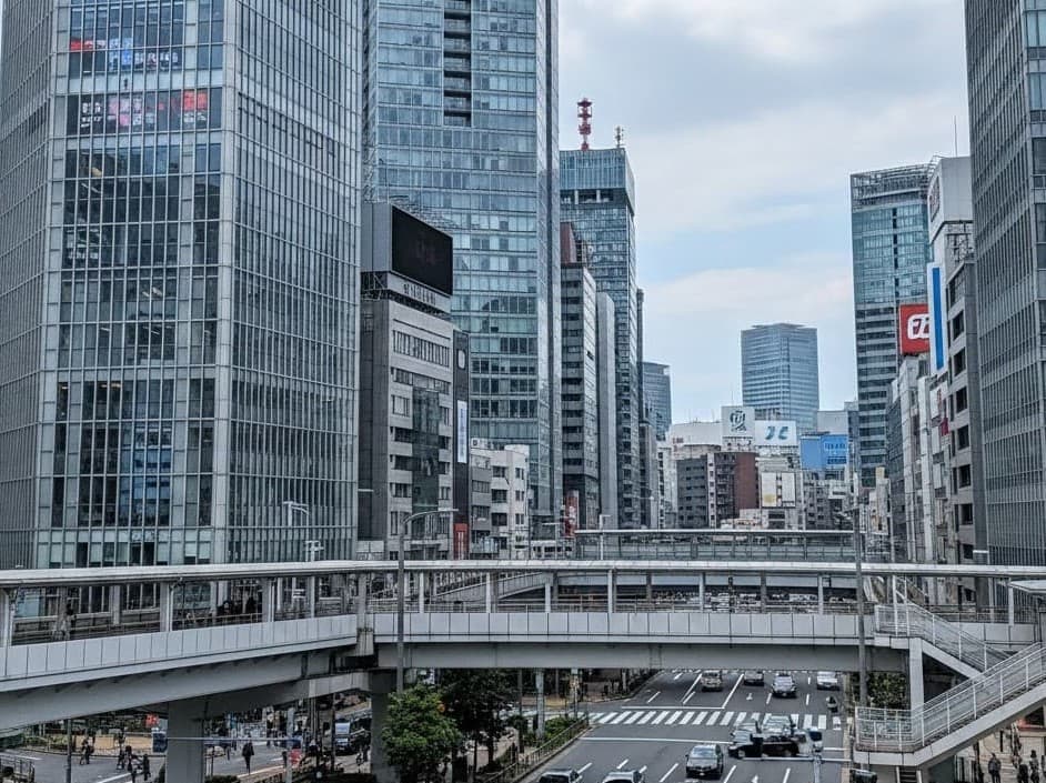 レバレジーズの概要について