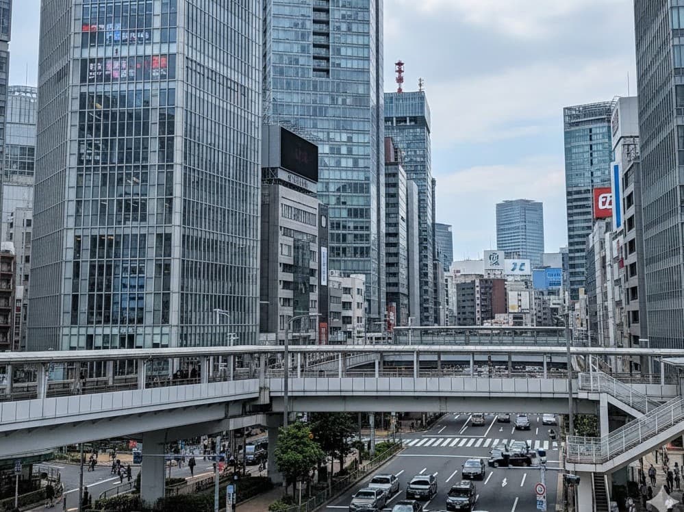 レバレジーズの概要について